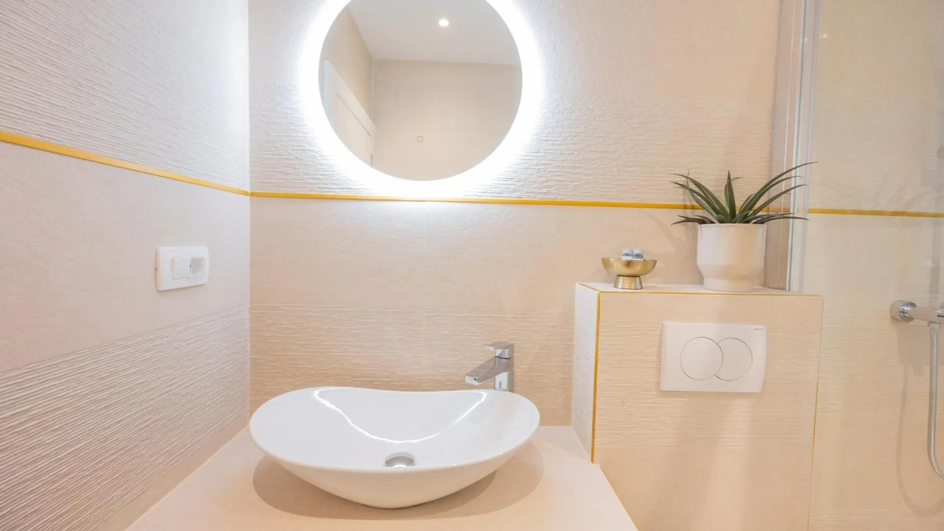 Best Location Beach 스플리트 B&B
