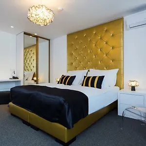 B Gold Luxury Frühstückspension